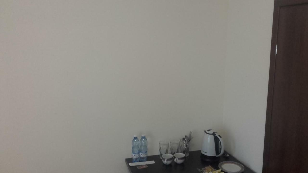Noclegi Piastow Buitenkant foto